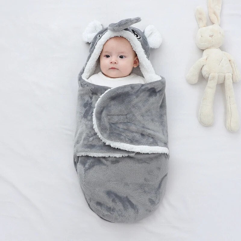 Soft and warm baby nest 