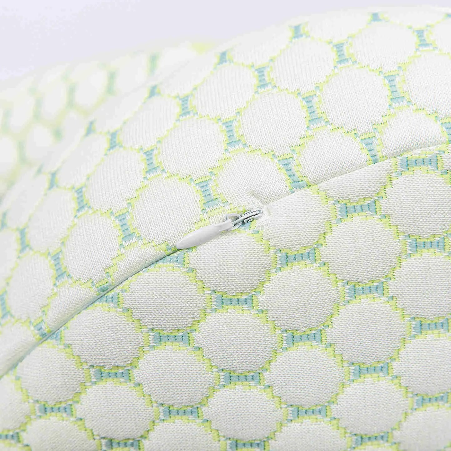 U-shaped pregnancy pillow